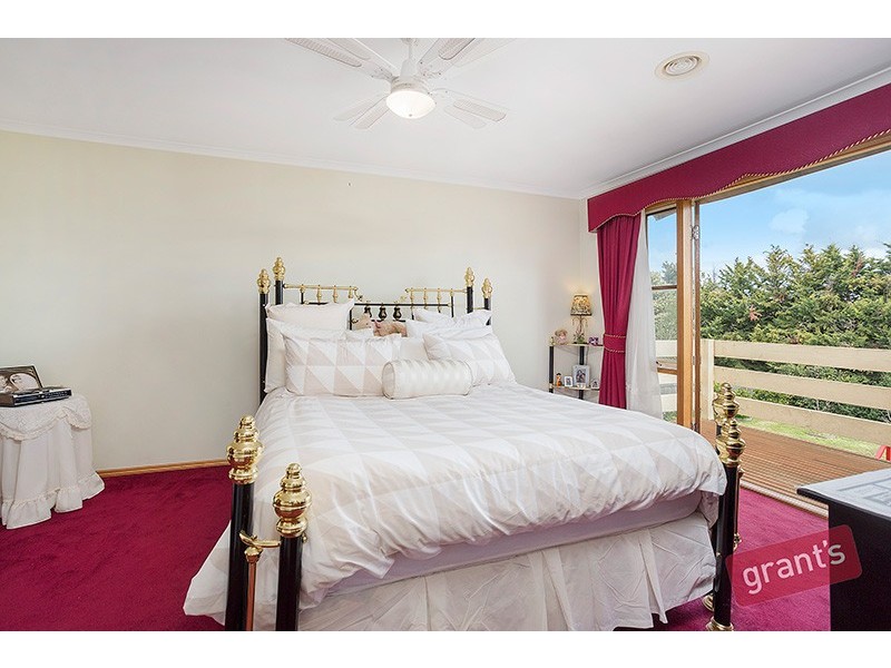 40-42 The Boulevard, Narre Warren South VIC 3805