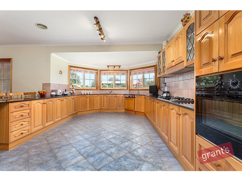 40-42 The Boulevard, Narre Warren South VIC 3805