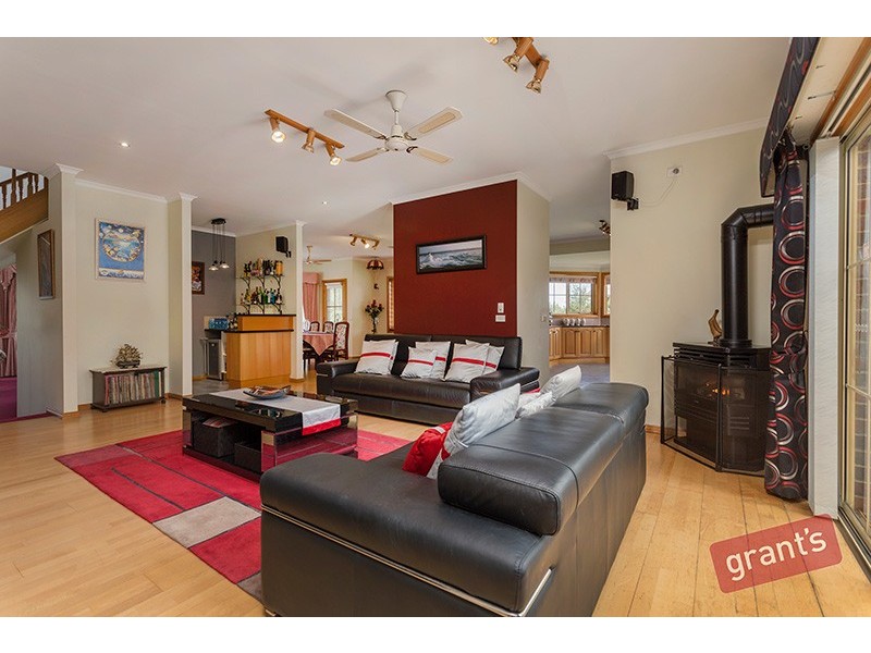 40-42 The Boulevard, Narre Warren South VIC 3805