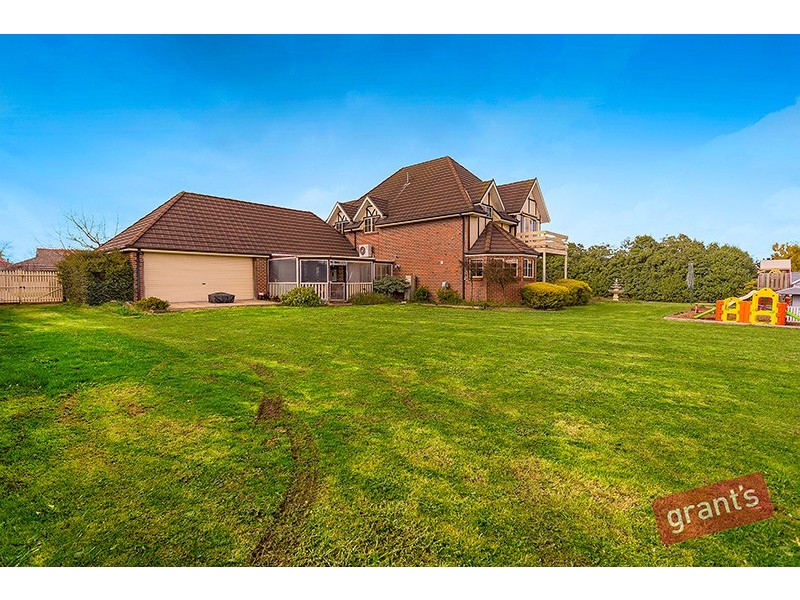 40-42 The Boulevard, Narre Warren South VIC 3805