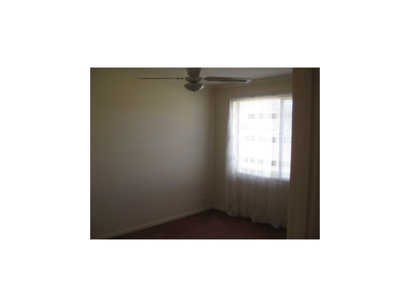 122 Strathaird Drive, Narre Warren South VIC 3805