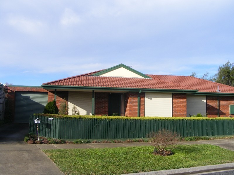 28 Emily Drive, Narre Warren VIC 3805