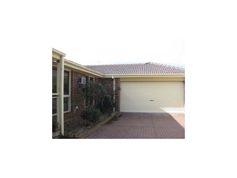 11 Redman Close, Narre Warren VIC 3805