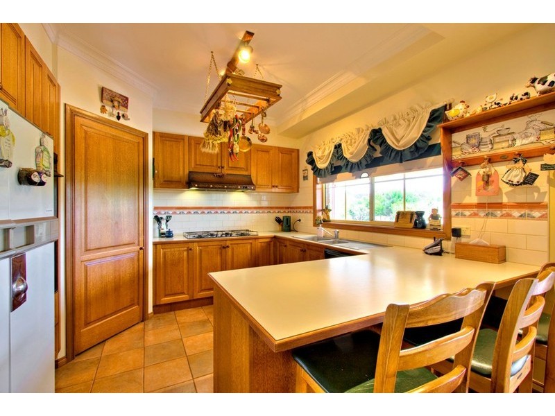 4 Bellaire Court, Narre Warren North VIC 3804