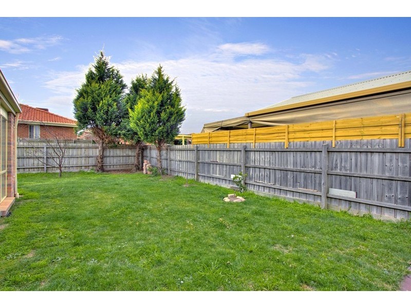 13 Pauline Court, Hallam VIC 3803