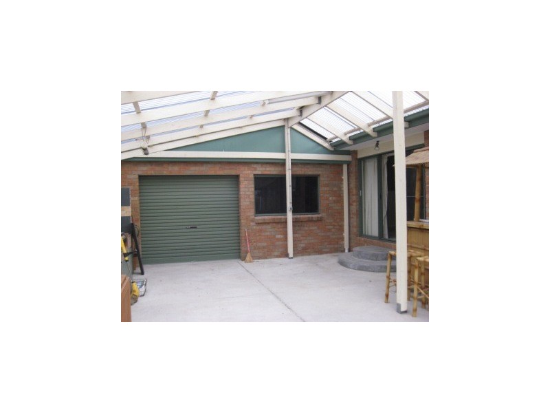 28 Tarcoola Drive, Narre Warren VIC 3805