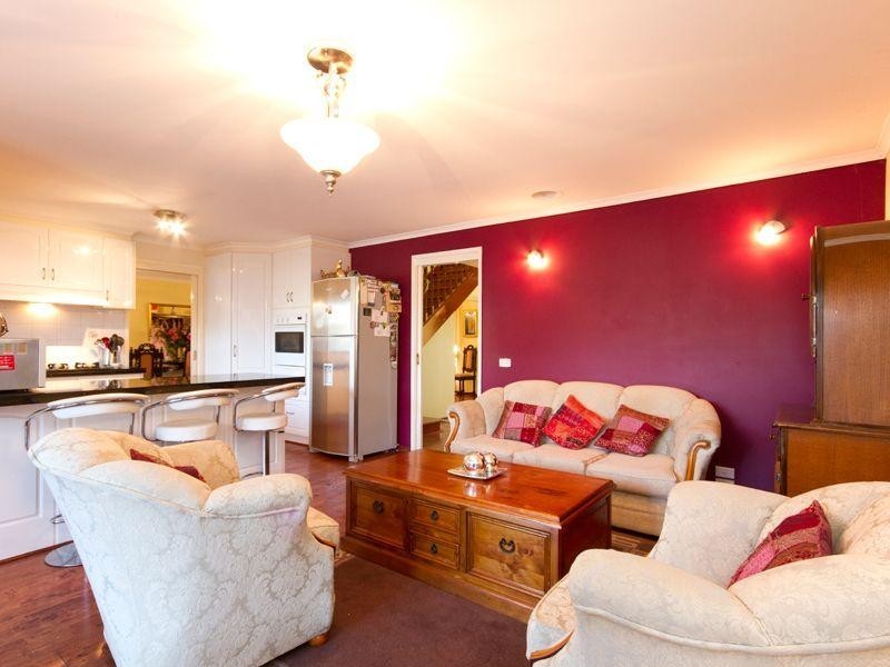 12 Anthony Court, Hallam VIC 3803