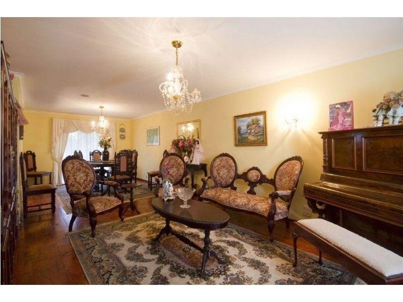 12 Anthony Court, Hallam VIC 3803