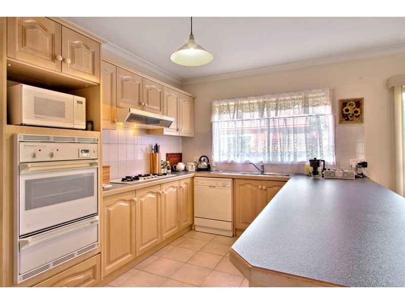 11 Ashley Close, Narre Warren VIC 3805