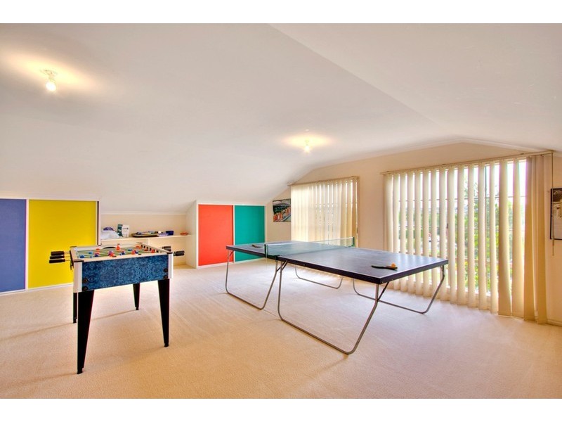 11 Ashley Close, Narre Warren VIC 3805