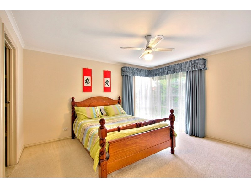 11 Ashley Close, Narre Warren VIC 3805