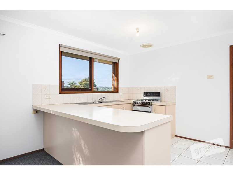9 Marnie Place, Hallam VIC 3803