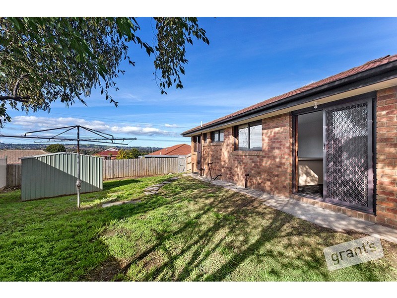 9 Marnie Place, Hallam VIC 3803