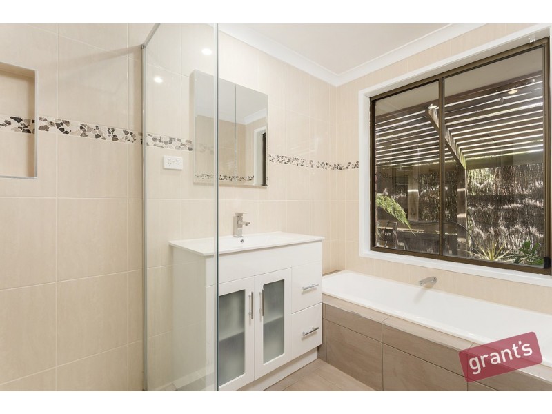 19 Barondi Avenue, Narre Warren VIC 3805