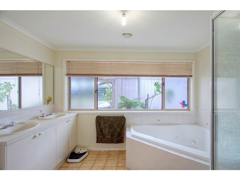 12 Flamingo Court, Narre Warren South VIC 3805