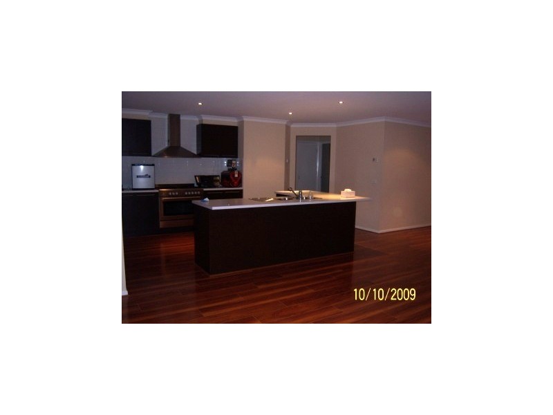 1 Parish Crt, Narre Warren South VIC 3805