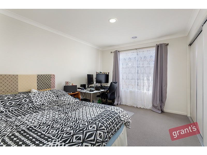 43 Bimberry Circuit, Clyde VIC 3978