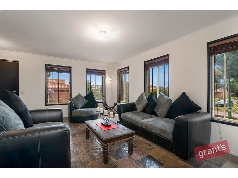 38 Cumberland Chase, Hampton Park VIC 3976