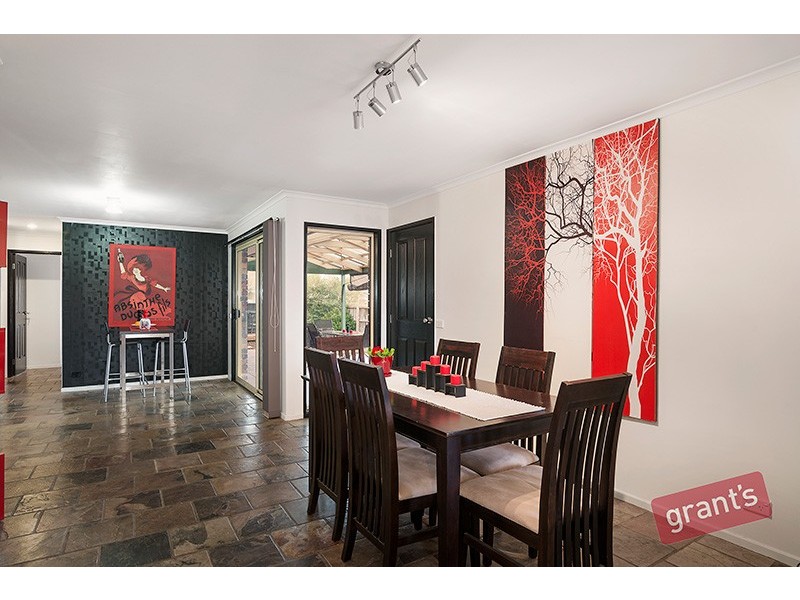 38 Cumberland Chase, Hampton Park VIC 3976