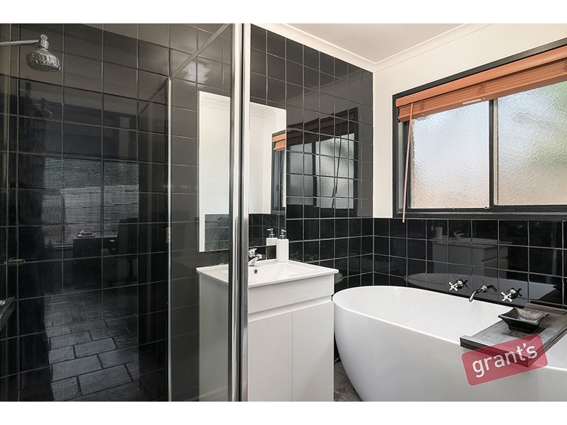 38 Cumberland Chase, Hampton Park VIC 3976