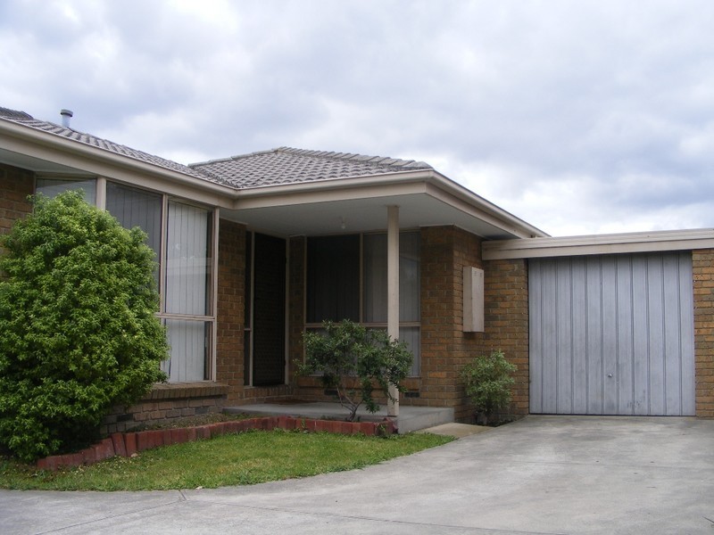 Unit 2/36 Robjant Street, Hampton Park VIC 3976