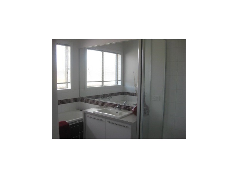 19 Player Dve, Narre Warren VIC 3805