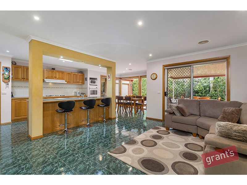 9 Sorrento Avenue, Berwick VIC 3806