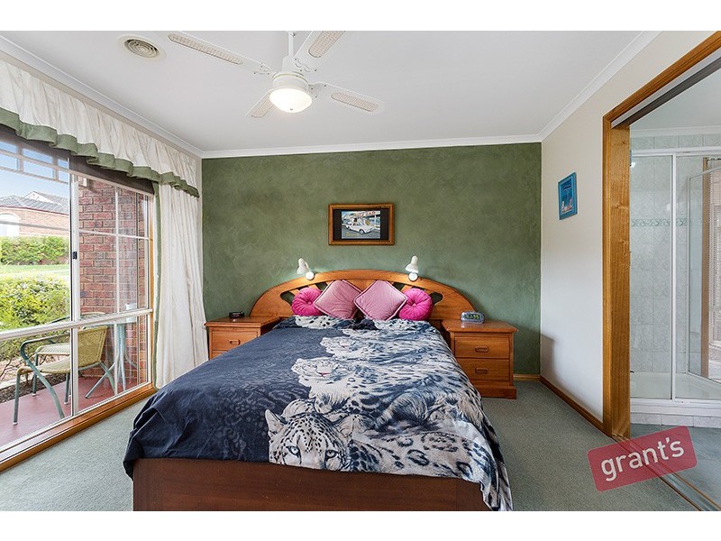 9 Sorrento Avenue, Berwick VIC 3806