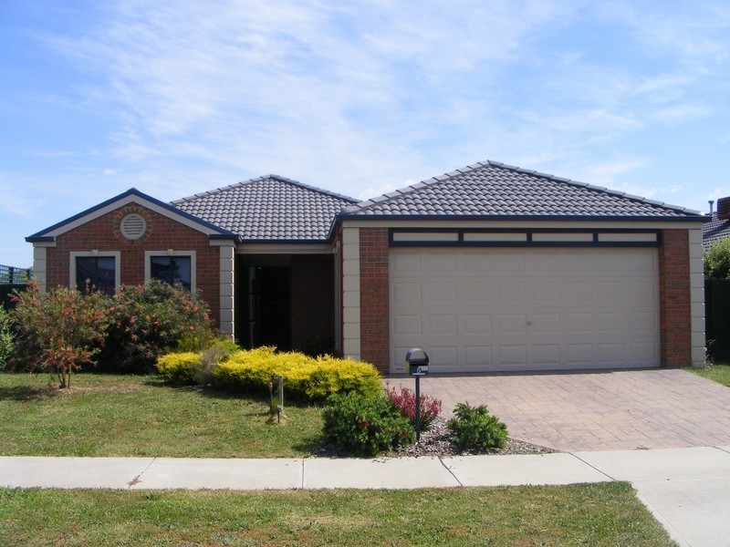 5 Shay Close, Narre Warren South VIC 3805