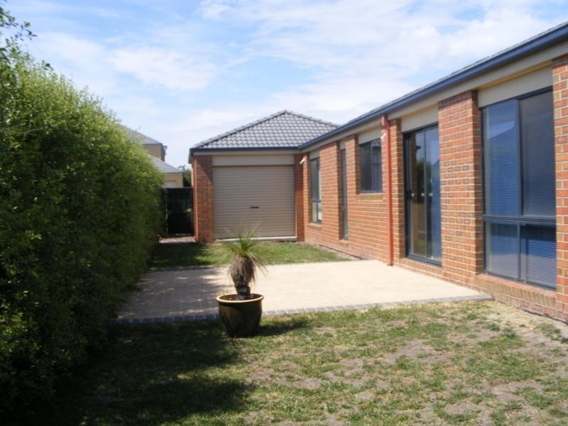 5 Shay Close, Narre Warren South VIC 3805