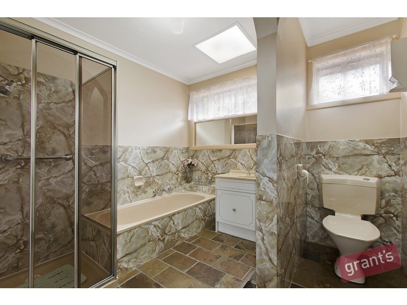 12 Dunkinson Street, Narre Warren VIC 3805