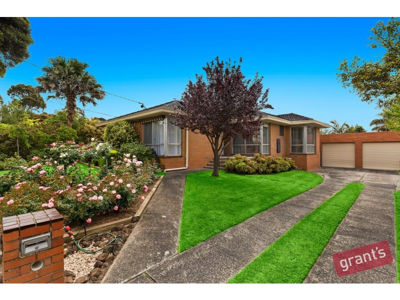 16 Cloverset Avenue, Narre Warren VIC 3805