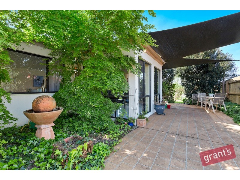 18 Viewmount Court, Narre Warren South VIC 3805