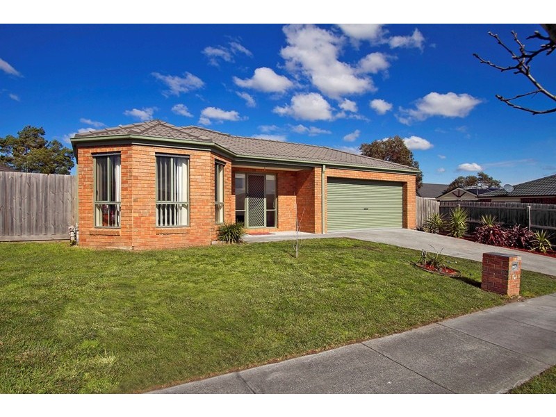 13 Palais Close, Narre Warren South VIC 3805