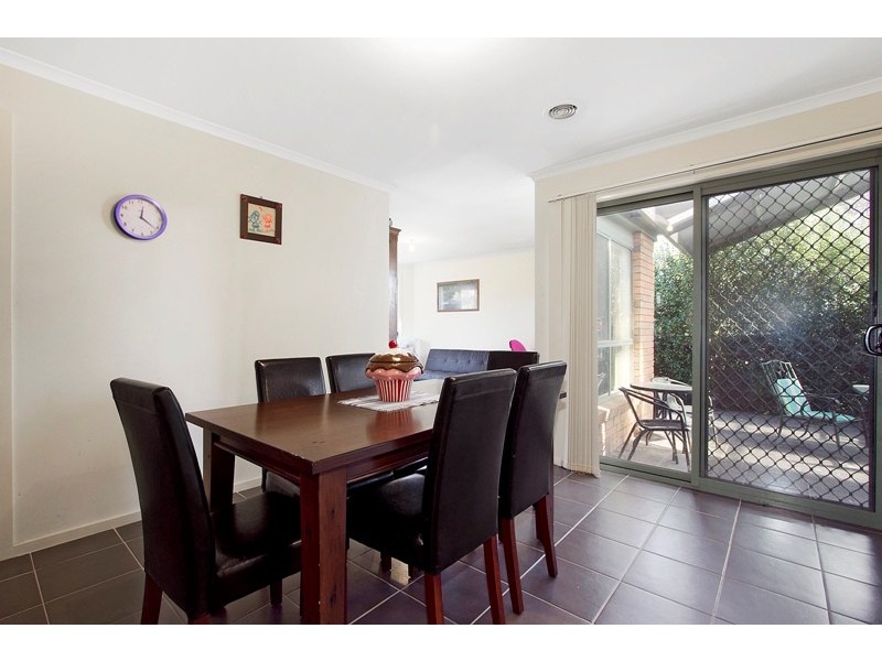 13 Palais Close, Narre Warren South VIC 3805