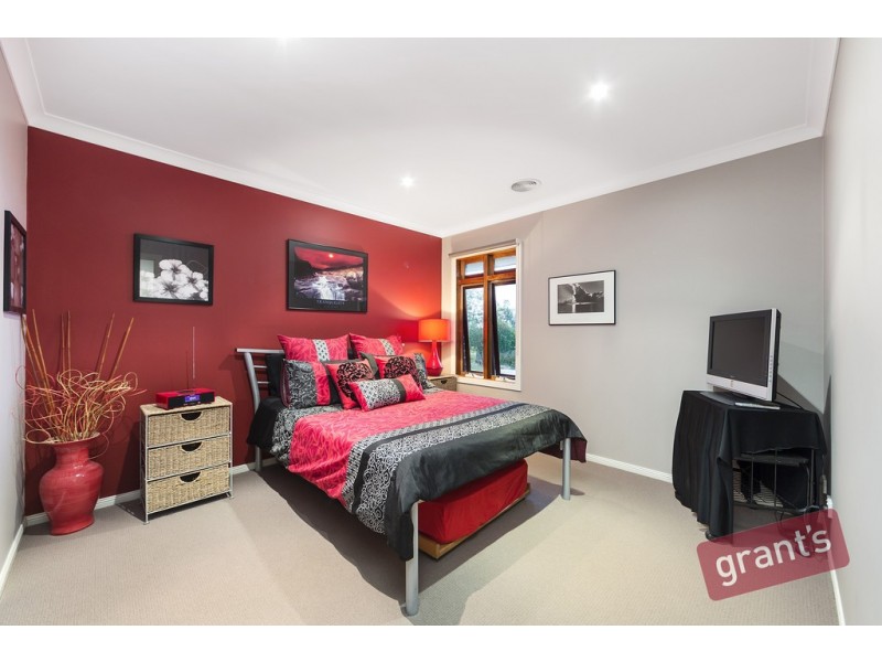 4 Hereford Close, Berwick VIC 3806