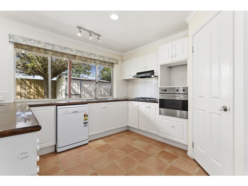 8 Lennon Court, Narre Warren South VIC 3805