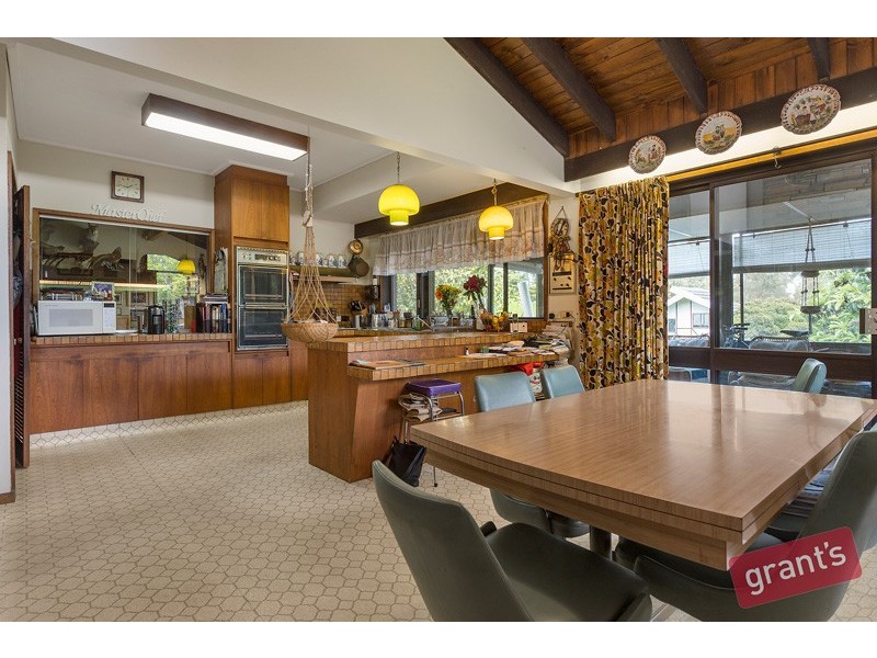 14 Grantchester Road, Narre Warren North VIC 3804