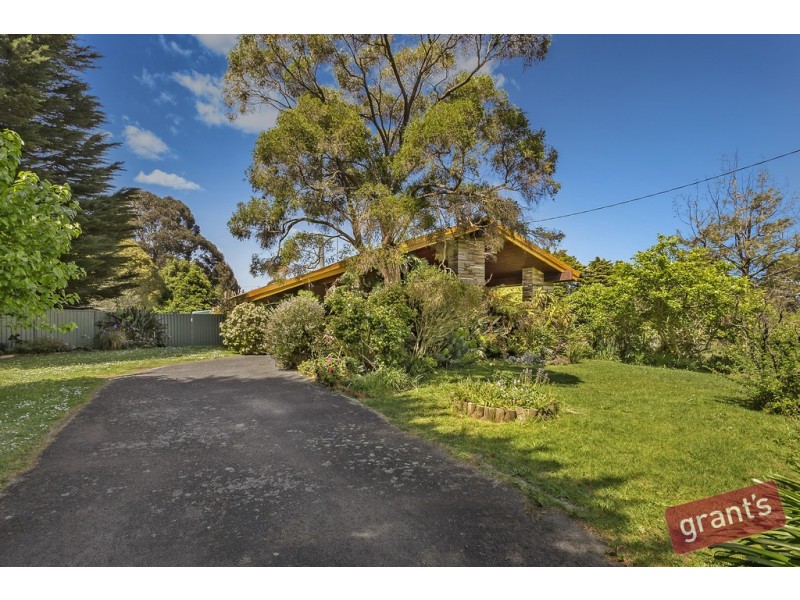 14 Grantchester Road, Narre Warren North VIC 3804