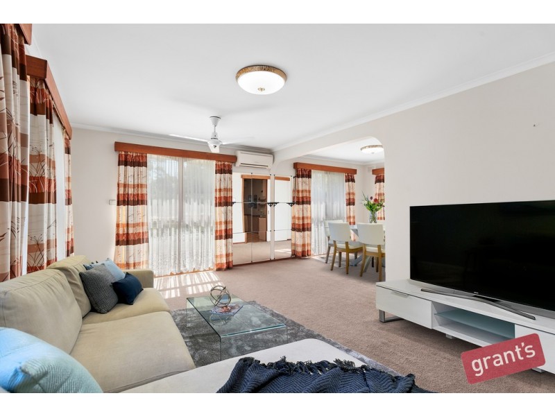 18 Sweeney Drive, Narre Warren VIC 3805