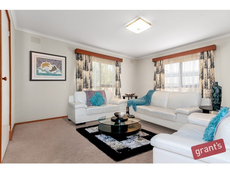 18 Sweeney Drive, Narre Warren VIC 3805