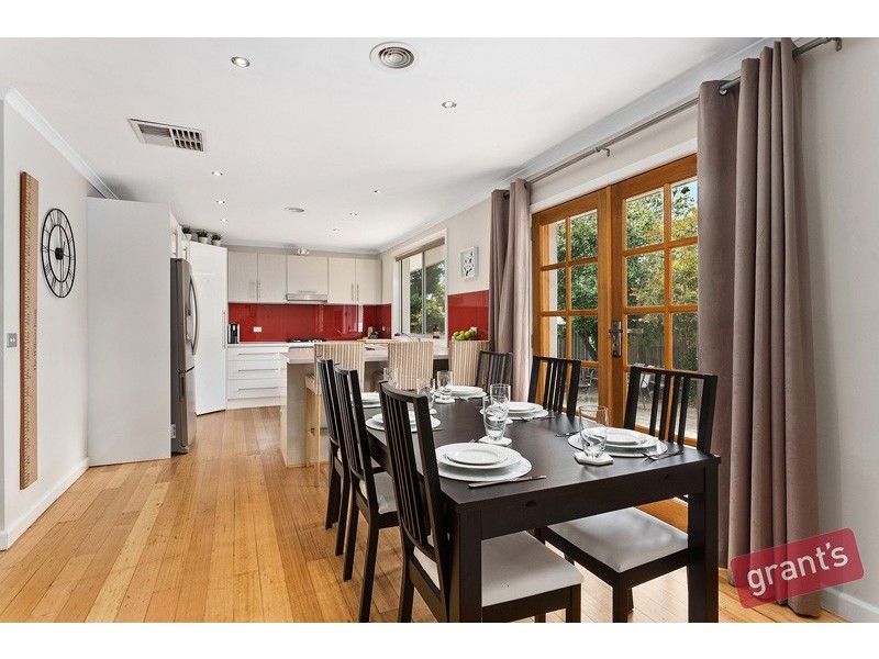 13 Cormorant Close, Endeavour Hills VIC 3802