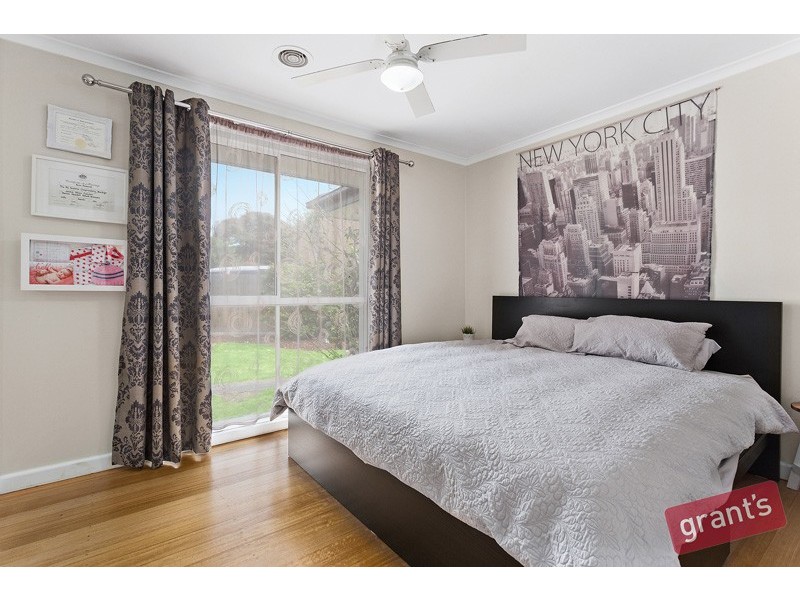 13 Cormorant Close, Endeavour Hills VIC 3802