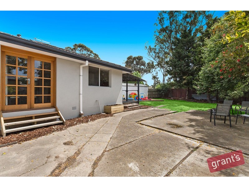 13 Cormorant Close, Endeavour Hills VIC 3802