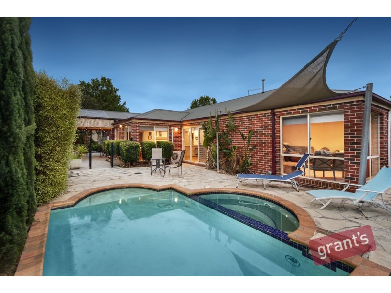 53 Loxley Boulevard, Narre Warren South VIC 3805