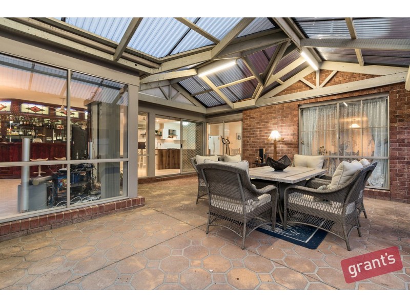 17 Quail Court, Narre Warren South VIC 3805