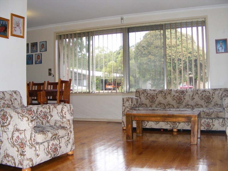 13 Fountain Drive, Narre Warren VIC 3805