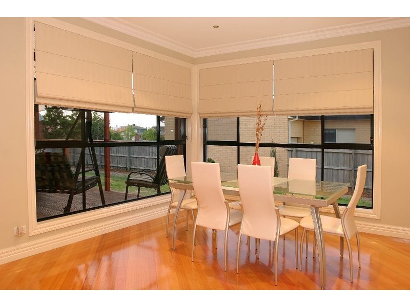 18 Peppertree Avenue, Narre Warren South VIC 3805