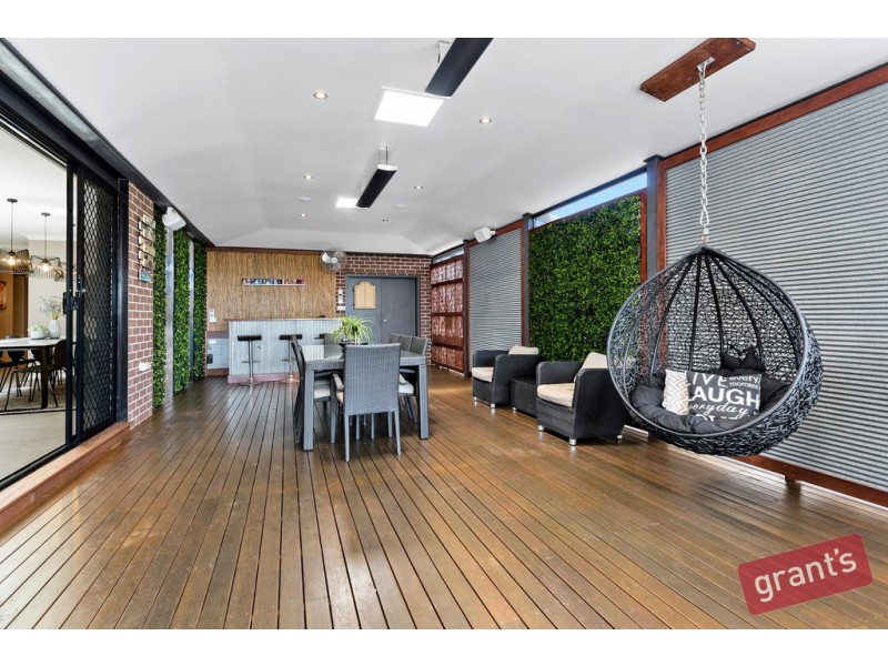 6 Swallow Court, Berwick VIC 3806