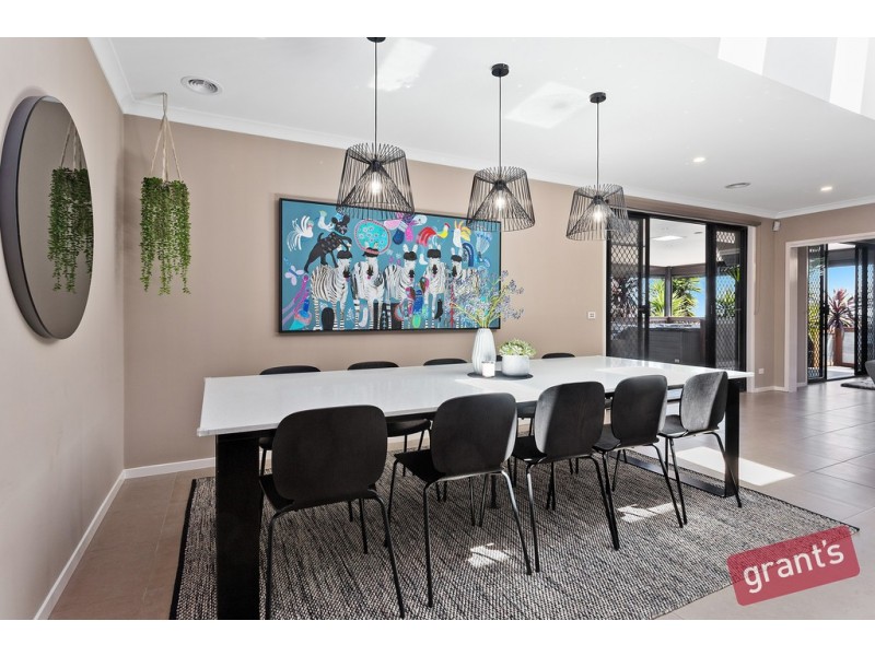 6 Swallow Court, Berwick VIC 3806